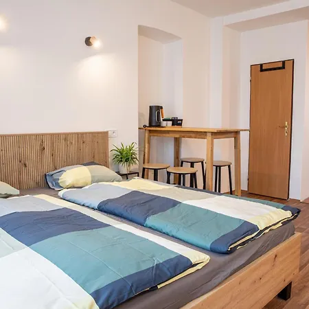 Paris Guest house *