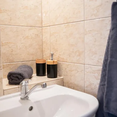 Paris Guest house *